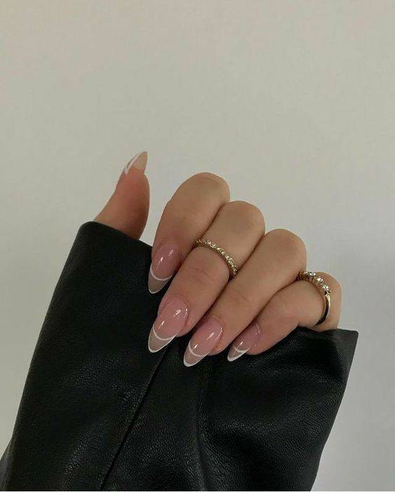 French Outline – Alaaya.pk | Buy Press-on nails in Pakistan – Press On ...