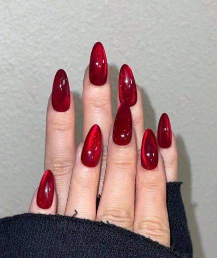 Red Cat Eye Nails